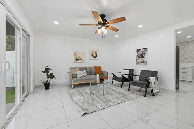 345 S 2nd Street, El Cajon, CA 92019