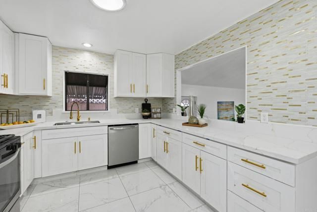 345 S 2nd Street, El Cajon, CA 92019