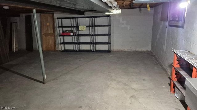 410 Breezewood Circle, Wadsworth, OH 44281