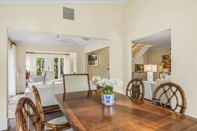 1395 Ivy Court 201, Vero Beach, FL 32963