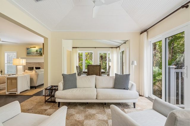 1395 Ivy Court 201, Vero Beach, FL 32963