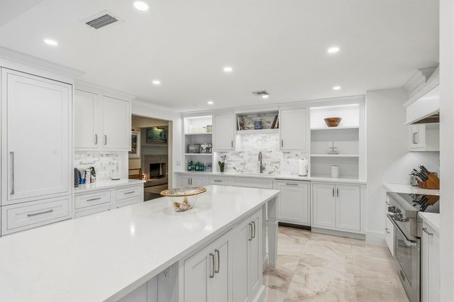 1395 Ivy Court 201, Vero Beach, FL 32963