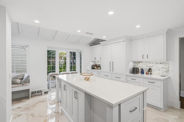 1395 Ivy Court 201, Vero Beach, FL 32963