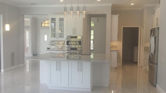 8709 Man O War Road, Palm Beach Gardens, FL 33418