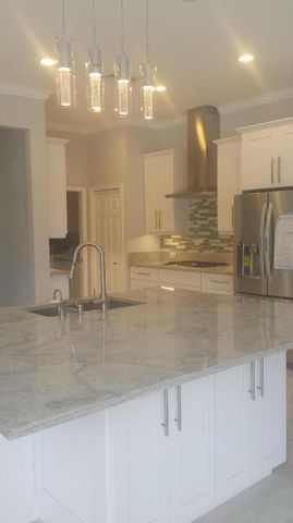 8709 Man O War Road, Palm Beach Gardens, FL 33418