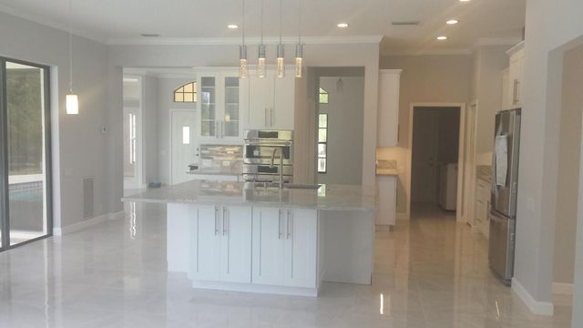 8709 Man O War Road, Palm Beach Gardens, FL 33418