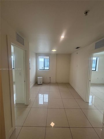 829 SW 18th Ave 210, Miami, FL 33135