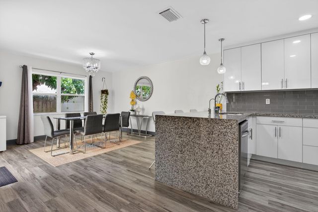 4131 Eastridge Circle, Pompano Beach, FL 33064