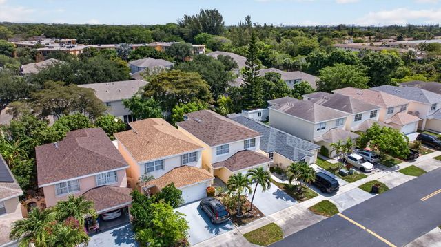4131 Eastridge Circle, Pompano Beach, FL 33064
