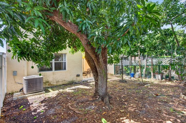 4131 Eastridge Circle, Pompano Beach, FL 33064