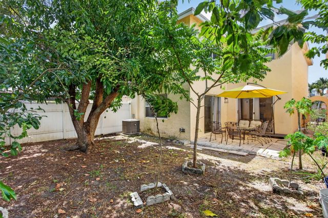 4131 Eastridge Circle, Pompano Beach, FL 33064