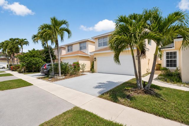 4131 Eastridge Circle, Pompano Beach, FL 33064