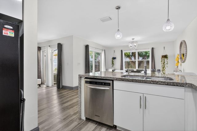 4131 Eastridge Circle, Pompano Beach, FL 33064