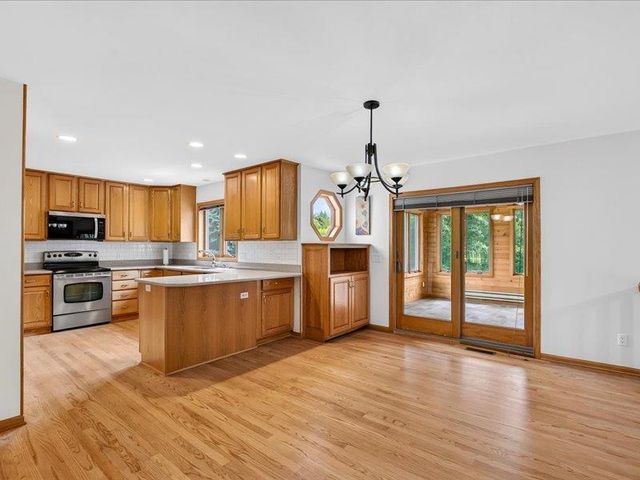 3018 Bosshard Drive, Fitchburg, WI 53711