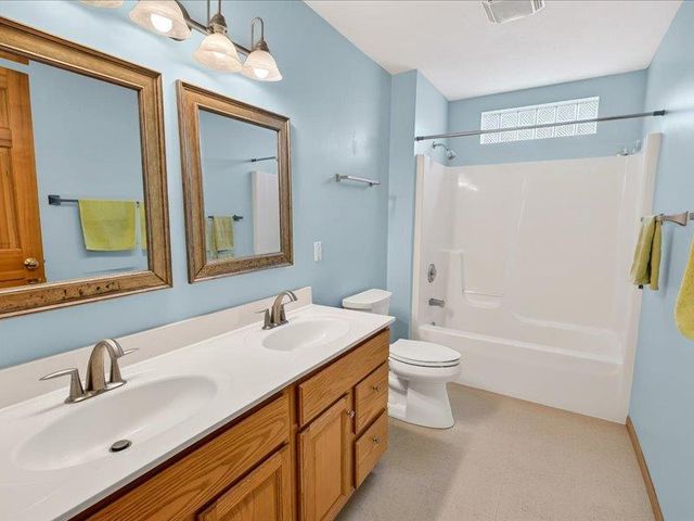 3018 Bosshard Drive, Fitchburg, WI 53711