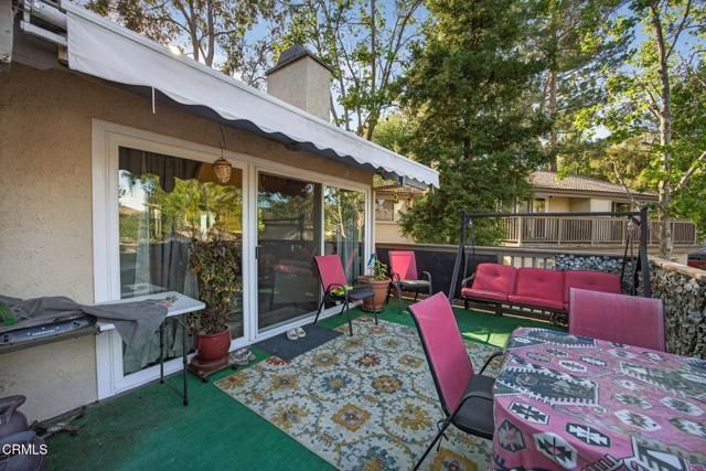 59 Rosehedge Lane, Oak Park, CA 91377