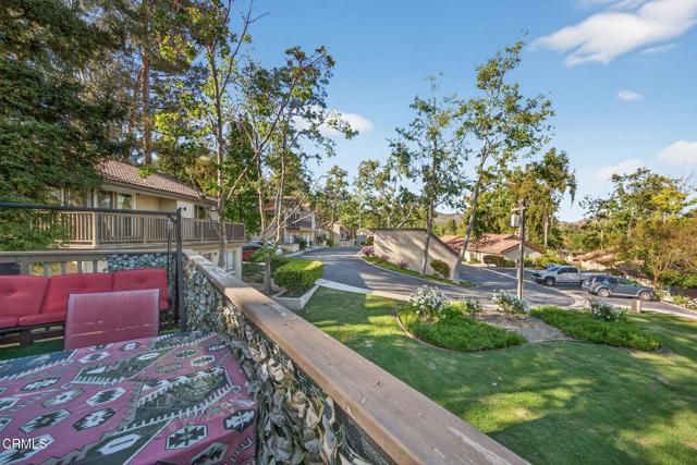 59 Rosehedge Lane, Oak Park, CA 91377