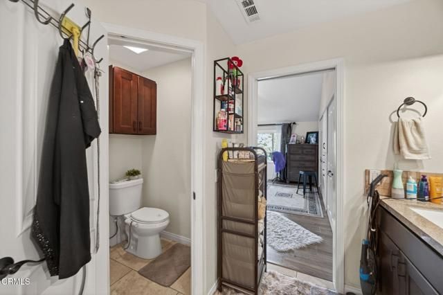 59 Rosehedge Lane, Oak Park, CA 91377