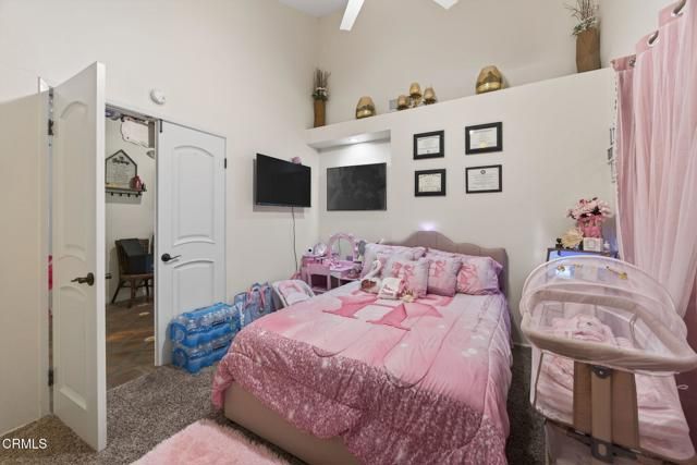 59 Rosehedge Lane, Oak Park, CA 91377