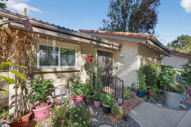 59 Rosehedge Lane, Oak Park, CA 91377