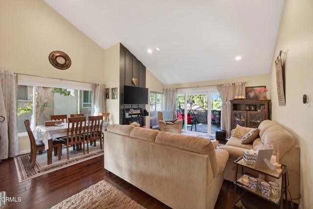 59 Rosehedge Lane, Oak Park, CA 91377