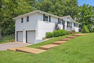 600 Huntington Pkwy, Nashville, TN 37211