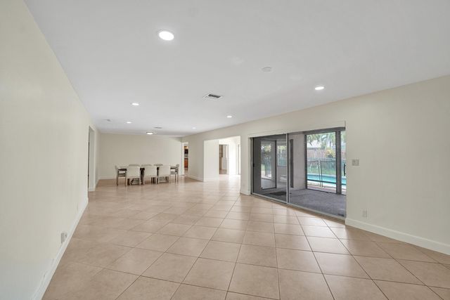 4721 Sarazen Drive, Hollywood, FL 33021