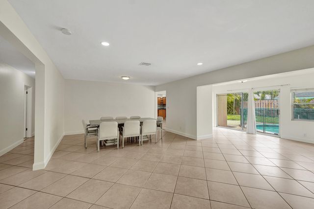4721 Sarazen Drive, Hollywood, FL 33021