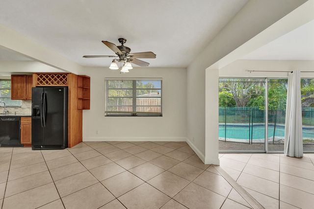 4721 Sarazen Drive, Hollywood, FL 33021