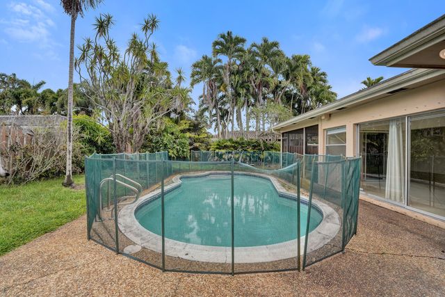 4721 Sarazen Drive, Hollywood, FL 33021