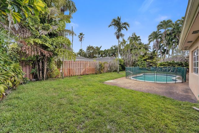 4721 Sarazen Drive, Hollywood, FL 33021