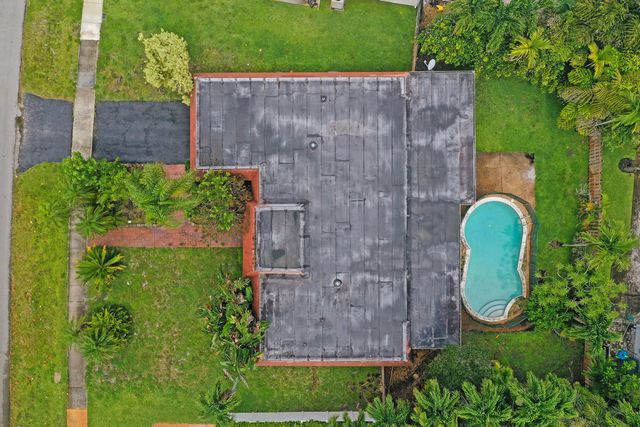 4721 Sarazen Drive, Hollywood, FL 33021