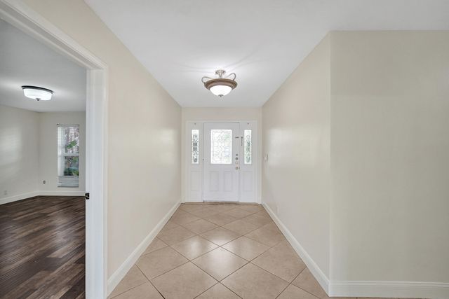 4721 Sarazen Drive, Hollywood, FL 33021