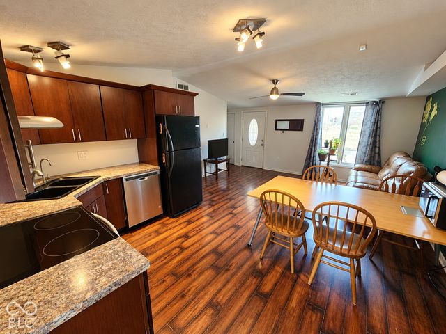 12537 N Paddock Road, Camby, IN 46113