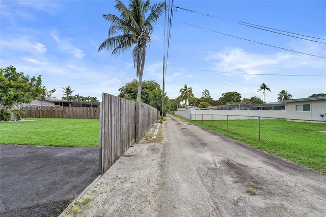 4508 Van Buren Street, Hollywood, FL 33021