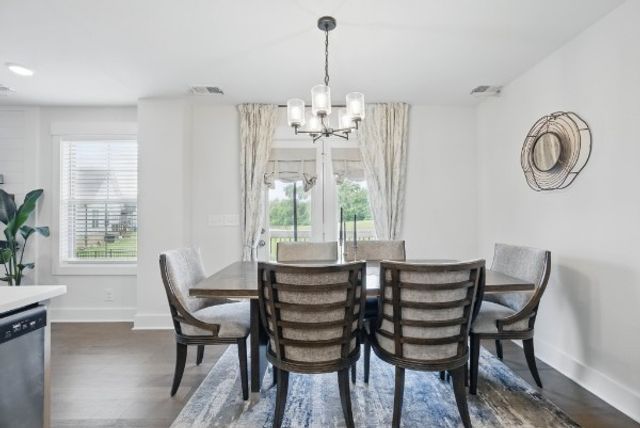 397 Frontier Dr, Clarksville, TN 37043