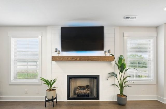 397 Frontier Dr, Clarksville, TN 37043