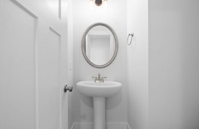 397 Frontier Dr, Clarksville, TN 37043