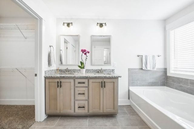 397 Frontier Dr, Clarksville, TN 37043