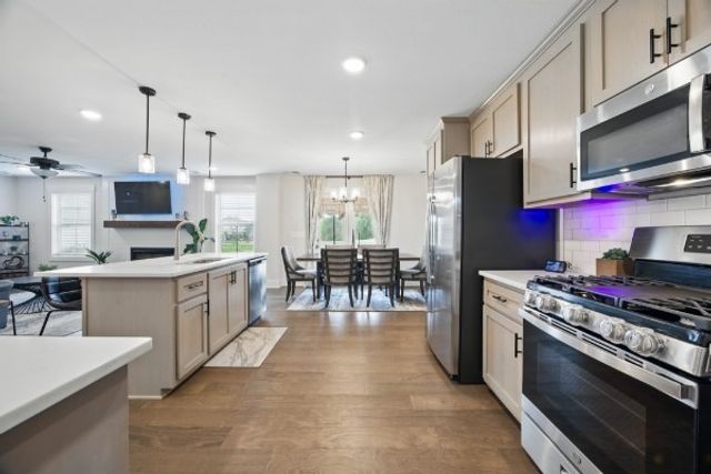 397 Frontier Dr, Clarksville, TN 37043