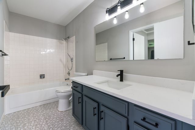 162 Pier Court, Naperville, IL 60565
