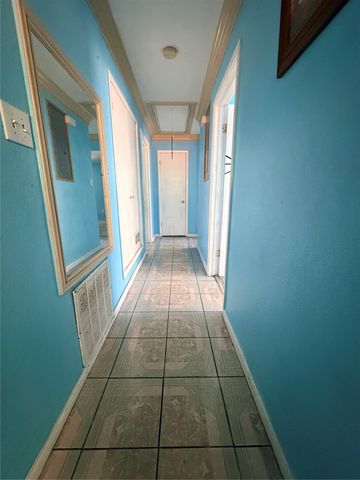 1915 N O Connor Road, Irving, TX 75061