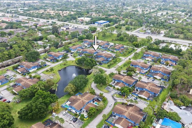 4582 Holly Lake Drive, Lake Worth, FL 33463