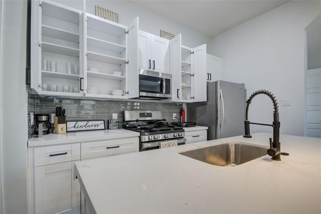 9305 Tower Street, Houston, TX 77088