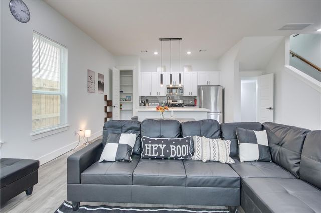 9305 Tower Street, Houston, TX 77088