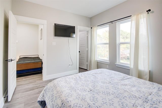 9305 Tower Street, Houston, TX 77088