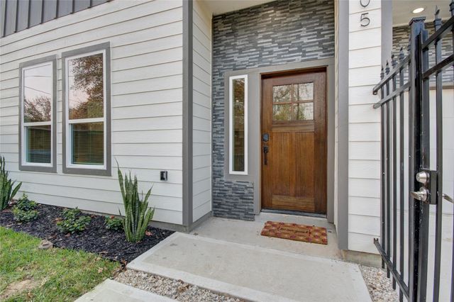 9305 Tower Street, Houston, TX 77088