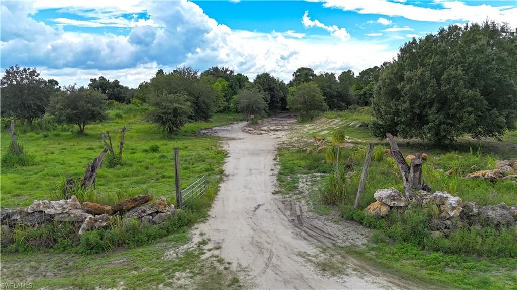 7609 9th TER, LABELLE, FL 33935 — exterior