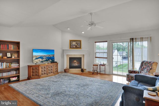 103 GOLDENFIELD DR, Lancaster, PA 17603