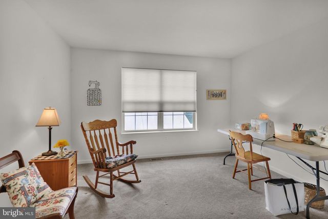 103 GOLDENFIELD DR, Lancaster, PA 17603